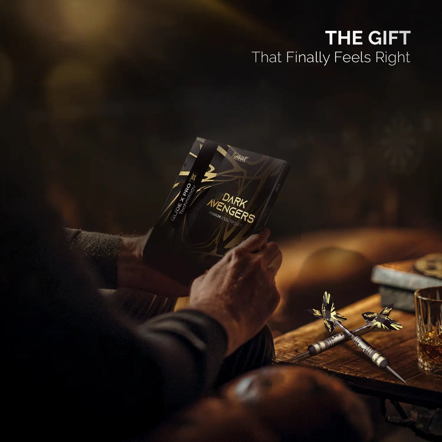 Steel Tip Darts 6 pack Set - Dark Avenger 26 grams